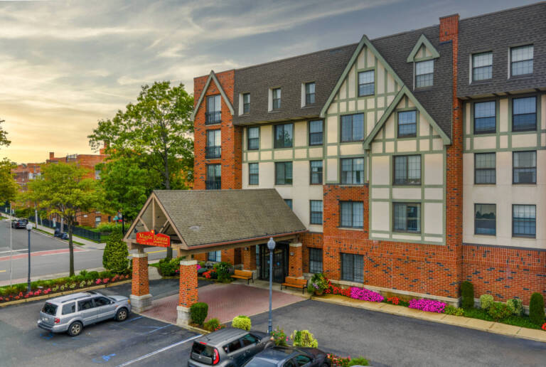 Exterior of maple pointe community